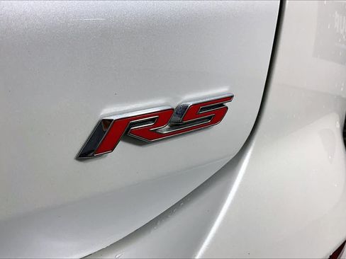 Used 2022 Chevrolet Equinox RS w/ RS Leather Package FWD image 10