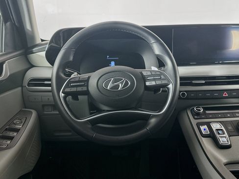 Used 2024 Hyundai Palisade SEL FWD image 18