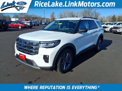 New 2026 Ford Explorer Active w/ Active Comfort Package AWD/4WD image 1