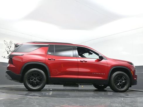 New 2026 Chevrolet Traverse LT w/ LPO, Floor Liner Package image 38