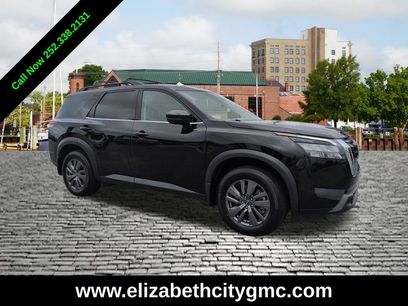 Used 2025 Nissan Pathfinder SV