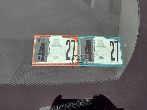 Used 2012 Toyota Camry LE FWD image 22