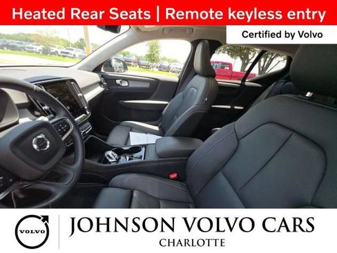 Used 2026 Volvo XC40 B5 Plus AWD/4WD image 4