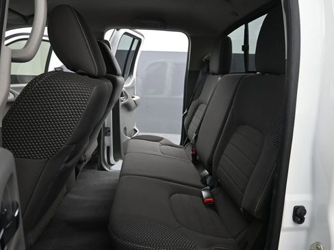 Used 2019 Nissan Frontier Desert Runner RWD image 18