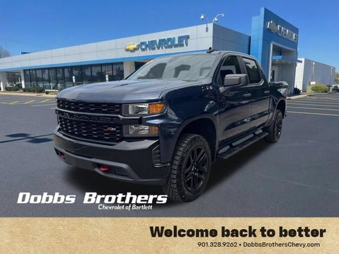 Used 2021 Chevrolet Silverado 1500 Custom Trail Boss w/ Safety Confidence Package AWD/4WD image 3