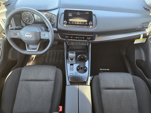New 2026 Nissan Rogue SV w/ Cold Weather Package image 24