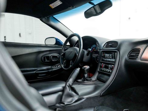 Used 2004 Chevrolet Corvette Z06 w/ Z06 Preferred Equipment Group image 58