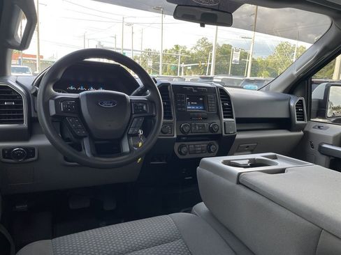 Used 2017 Ford F150 XLT image 13