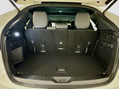 Used 2025 MAZDA CX-90 3.3 Turbo w/ Premium Plus Pkg image 32