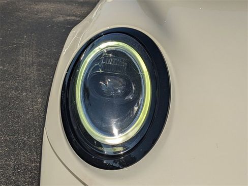 Used 2023 MINI Cooper S image 10