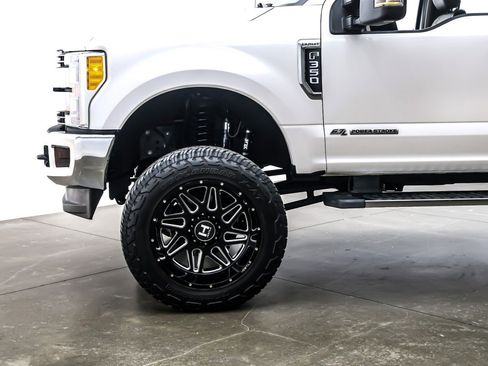 Used 2017 Ford F350 Lariat w/ Lariat Value Package image 10