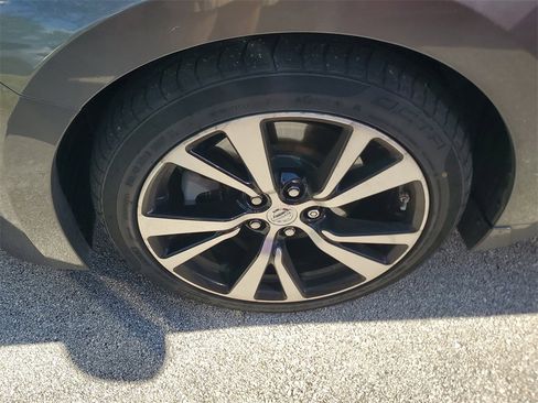 Used 2018 Nissan Maxima 3.5 S image 4