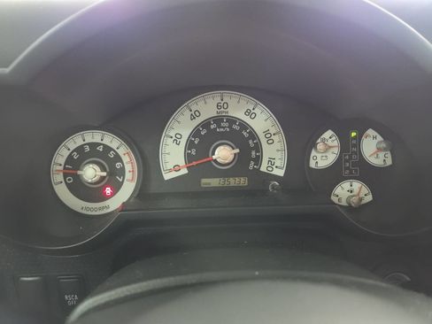 Used 2014 Toyota FJ Cruiser 4WD w/ Upgrade Package image 36
