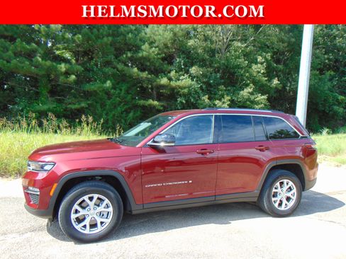 Certified 2022 Jeep Grand Cherokee Limited image 2