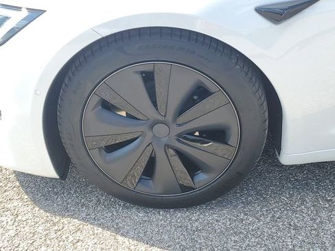 Used 2022 Tesla Model S Plaid AWD/4WD image 8