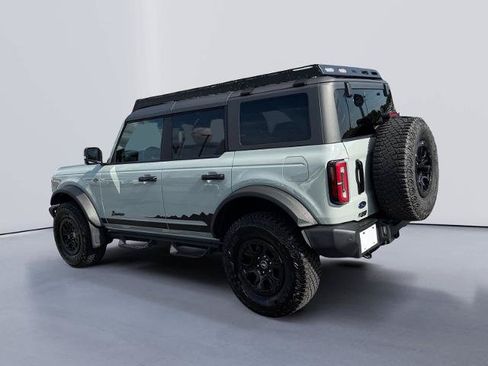 Certified 2023 Ford Bronco Wildtrak AWD/4WD image 3