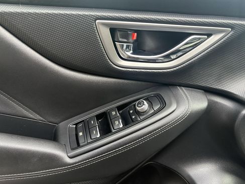 Used 2020 Subaru Forester Limited w/ Popular Package #3 image 16