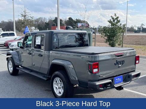Used 2021 Jeep Gladiator Sport AWD/4WD image 5