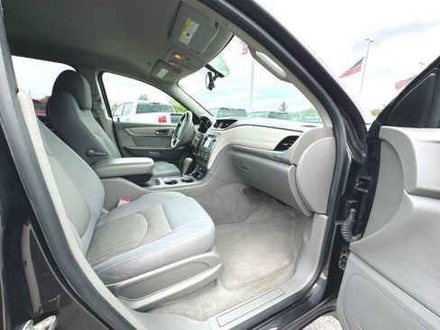 Used 2015 Chevrolet Traverse LS AWD/4WD image 26
