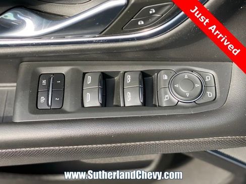 Used 2023 Chevrolet Suburban Premier AWD/4WD image 15