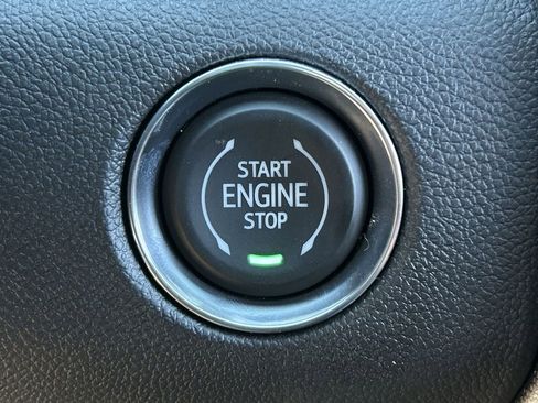 New 2026 GMC Acadia Elevation image 17