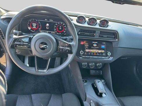 Used 2024 Nissan Z Sport w/ Floor Mat Package image 11