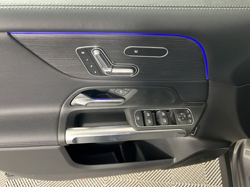 New 2026 Mercedes-Benz GLB 250 4MATIC image 19