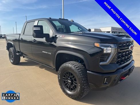 Used 2024 Chevrolet Silverado 2500 ZR2 w/ Technology Package image 1