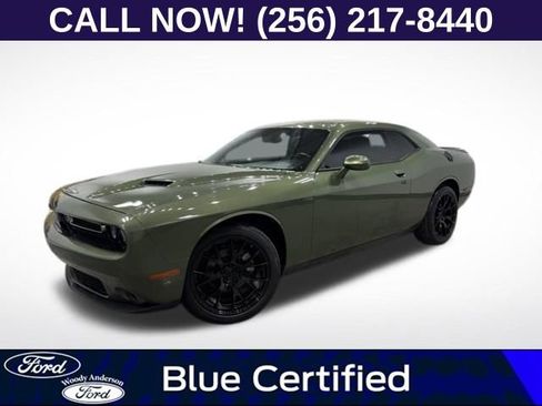 Used 2023 Dodge Challenger SXT image 1