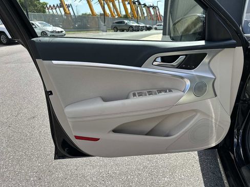 New 2026 Genesis G70 2.5T Prestige image 14