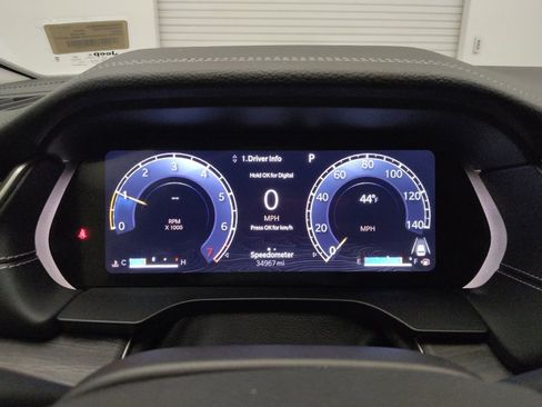 Used 2023 Jeep Grand Cherokee L Limited image 23