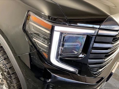 Certified 2024 GMC Sierra 1500 AT4 w/ Technology Package image 26