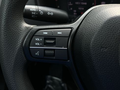 Used 2024 Honda Accord EX image 24