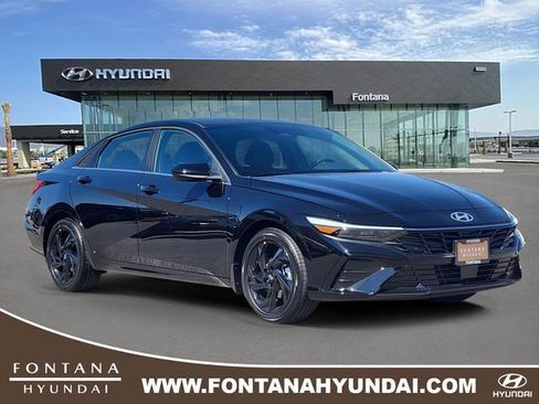 New 2026 Hyundai Elantra SEL Sport Premium image 1