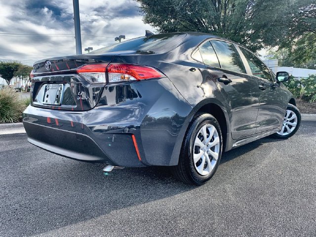 Used 2026 Toyota Corolla LE FWD image 8