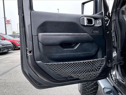 Used 2021 Jeep Wrangler Unlimited Rubicon image 17