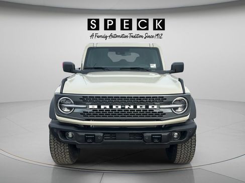 New 2026 Ford Bronco Badlands AWD/4WD image 8