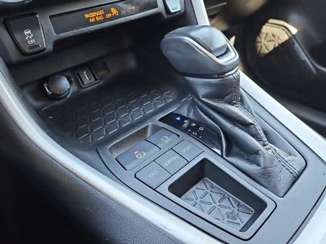 Used 2021 Toyota RAV4 XLE Premium FWD image 26