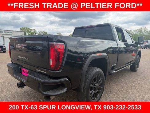Used 2021 GMC Sierra 2500 Denali w/ Denali Black Diamond Edition image 3