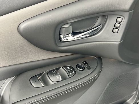 Used 2024 Nissan Murano SL image 18