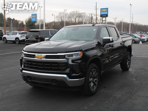Used 2024 Chevrolet Silverado 1500 LT image 8