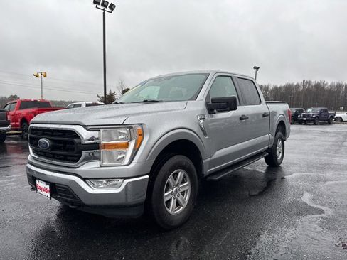 Used 2021 Ford F150 XLT image 10