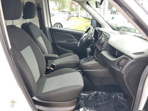 Used 2019 RAM ProMaster City Tradesman FWD image 8
