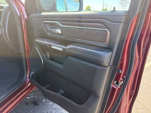 Used 2025 RAM 1500 Laramie AWD/4WD image 11