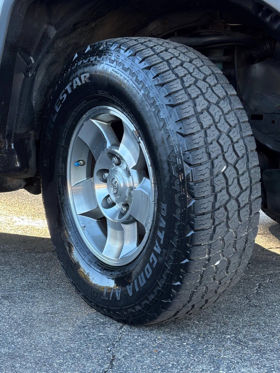 Used 2008 Toyota FJ Cruiser 4WD w/ Convenience Pkg image 39