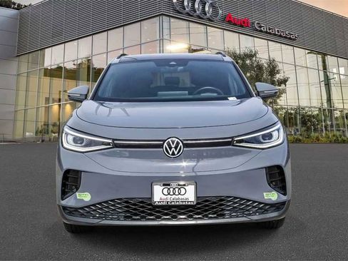 Used 2023 Volkswagen ID.4 Pro S image 6