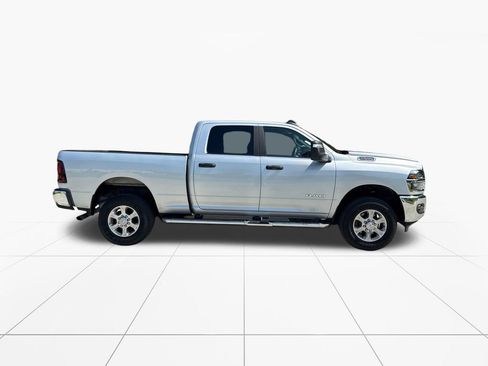 Used 2026 RAM 2500 Big Horn AWD/4WD image 9