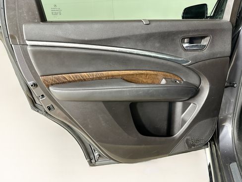 Used 2017 Acura MDX SH-AWD w/ Advance Package image 28