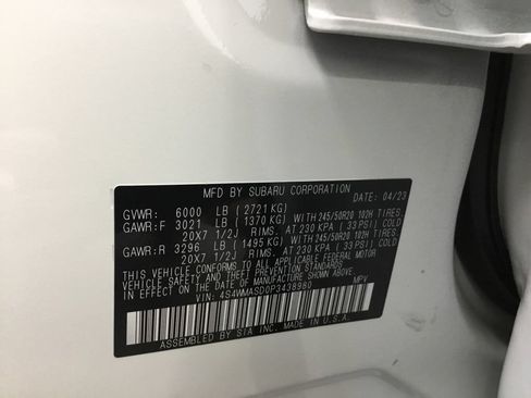 Used 2023 Subaru Ascent Limited AWD/4WD image 7