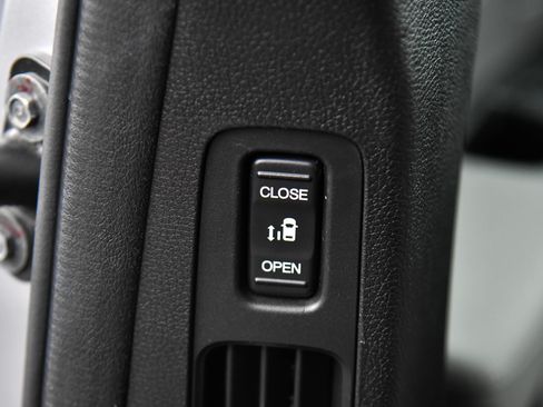 Used 2023 Honda Odyssey EX-L image 45